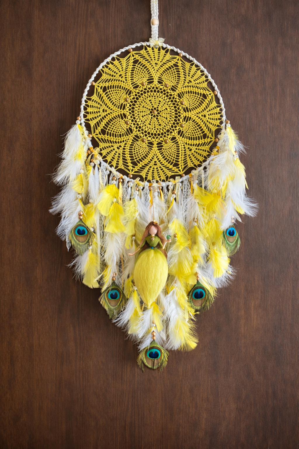 Unenäopüüdja päikesekollastes toonides koos ingliprintsessiga - Image 7